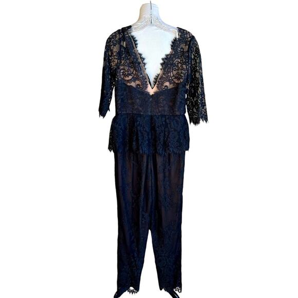 NWT Marchesa Notte black lace jumpsuit sz 10 - Picture 2 of 7